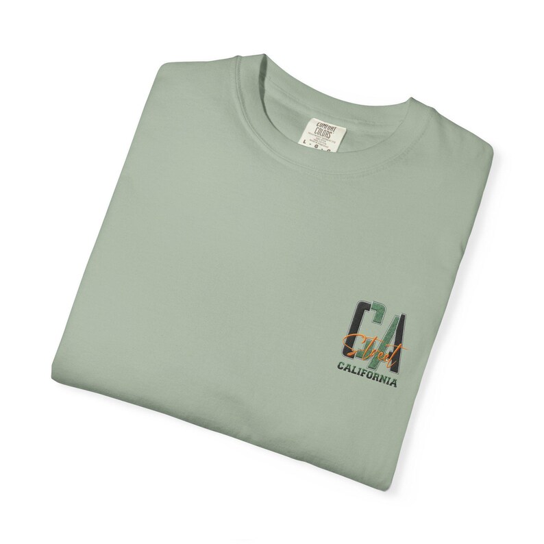 California Beach City graphic T-shirt | CA palm tree surf car design image 5