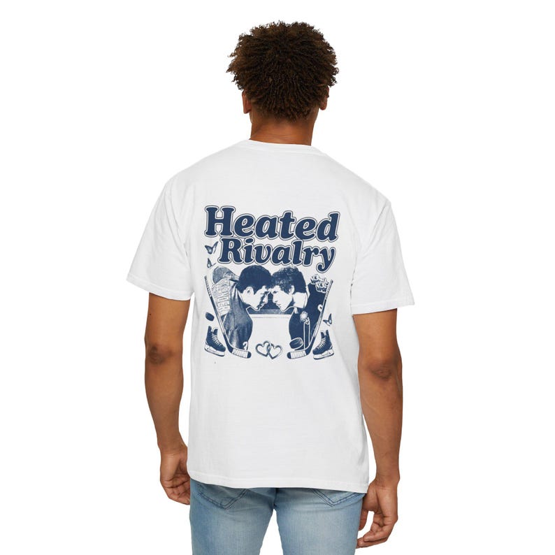 -shirt de rivalité chauffée hors campus | Graphique amour du hockey image 7