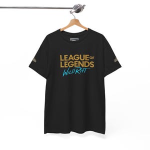 Jeu PC avec logo League of Legends Wild Rift | T-shirt imprimé emblèmes classés dans le dos image 7
