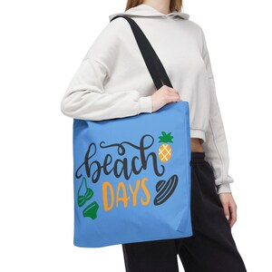Bolso de playa con diseño de piña, bikini y sombrero para el sol. imagen 15