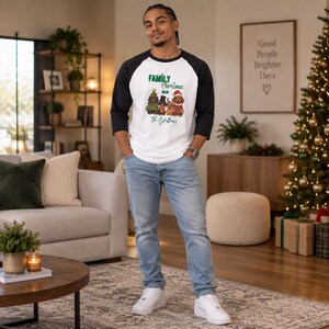 Gepersonaliseerd kerstshirt voor het hele gezin | Raglanshirt op maat met familienaam afbeelding 10