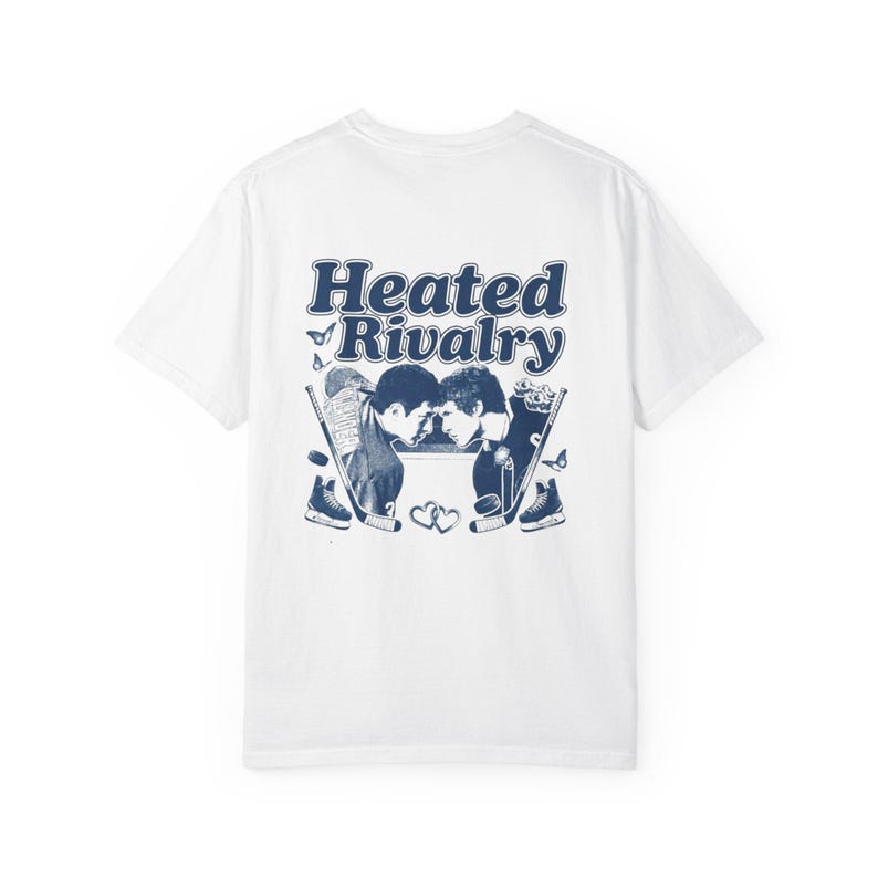 -shirt de rivalité chauffée hors campus | Graphique amour du hockey image 4