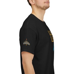 Jeu PC avec logo League of Legends Wild Rift | T-shirt imprimé emblèmes classés dans le dos image 15
