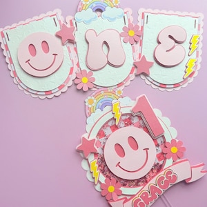 Happy Face High Chair Banner: Retro Birthday Party Decor