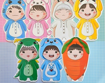 Bangtan Large Chibi Sticker - OT7 Muster Onesie