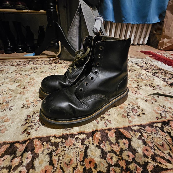 Dr Martens steel toe vintage