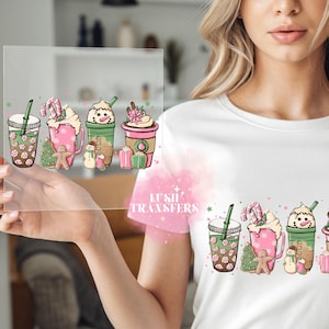 Bereit zum Pressen HTV Transfer, Rosa Weihnachtskaffee Schneemann Transfer, Designs für Urlaub, Pfefferminzkaffee Transfer, Schneemann Iced Latte