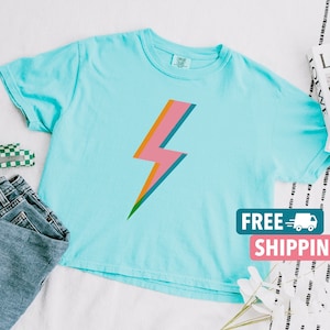 Comfort Colors Cropped Lightning Bolt Shirt, Retro Lightning Bolt Shirt, Lightning Bolt T-Shirt, Popular Shirt, Trendy Shirt, Gift for Her