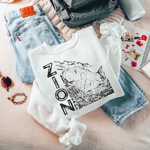 Zion Sweatshirt Zion National Park Crewneck Sweatshirt Mountain Sweatshirt U.S. National Parks Camping Clothes Park Ranger Sweater Hiking