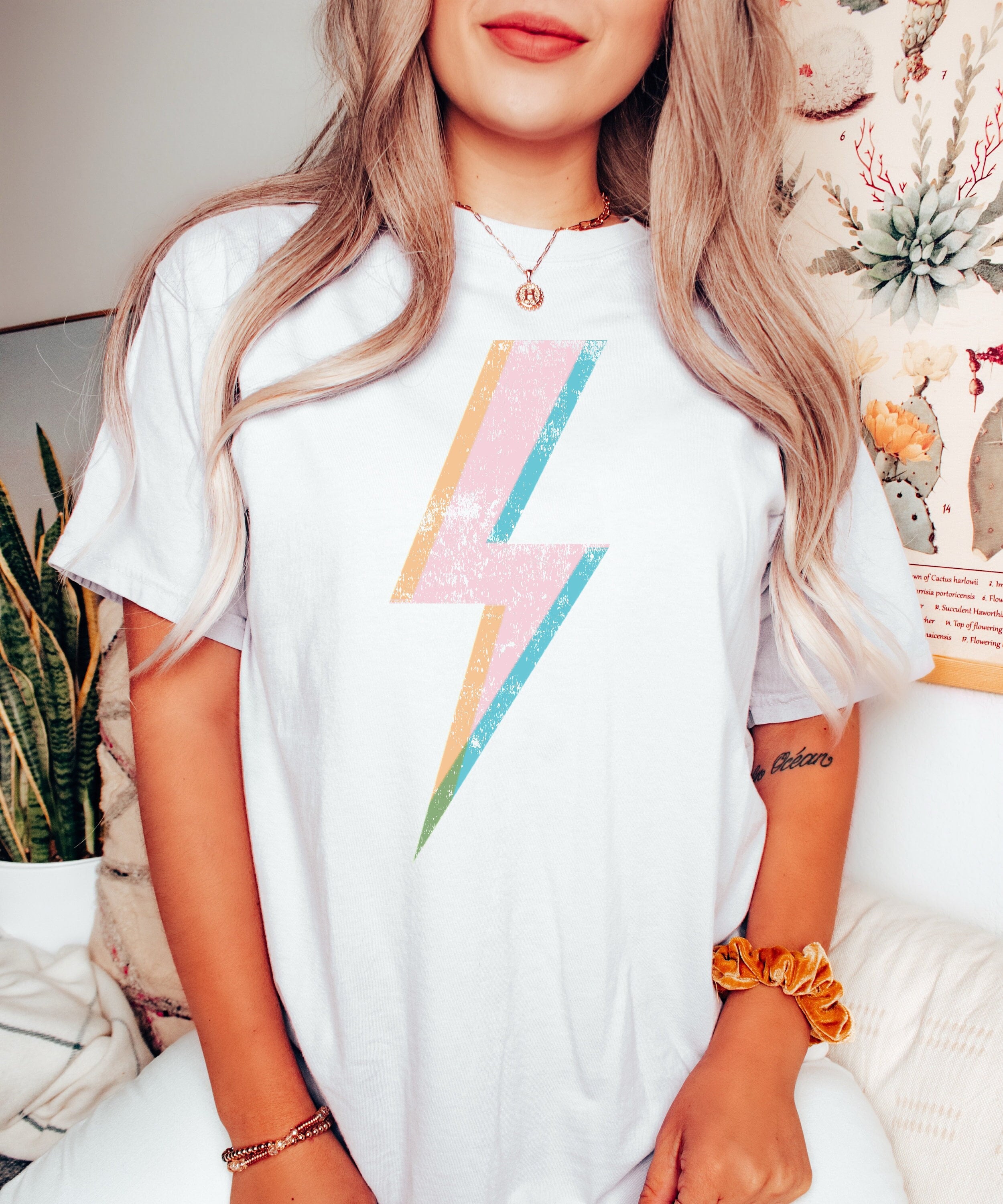 トップス 70s Lightning Bolt vintage shirt Lightning Bolt Tshirt, Unisex Graphic Tees, Womens Retro T