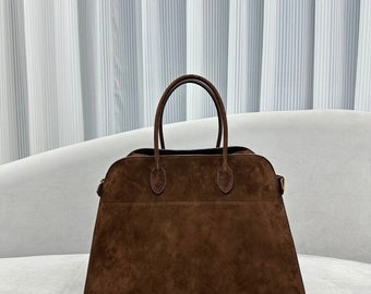 Sac à main fourre-tout en daim à la mode avec une poignée supérieure en daim doux, parfait pour les femmes à la recherche d'un accessoire élégant et polyvalent 17 pouces 43, 30 cm.