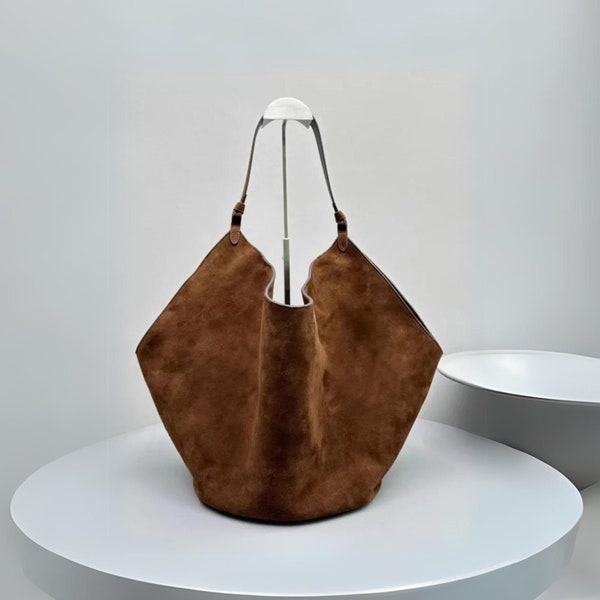 Sac en cuir suédé OPTIONS DE COULEUR Doux Ouvert Dessus Spacieux Sac À Main À Bandoulière Moderne Décontracté Minimal Quotidien Petit Fourre-tout