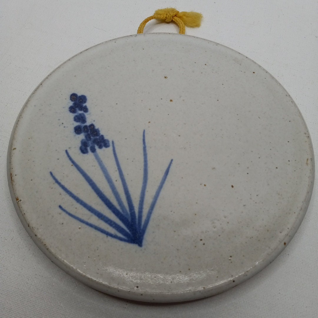 8 Inch Stoneware Pottery Blue Floral Trivet/ Crock Lid Etsy