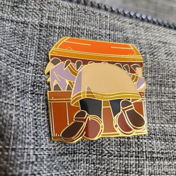 Frieren Gets Stuck Again // Enamel Pin