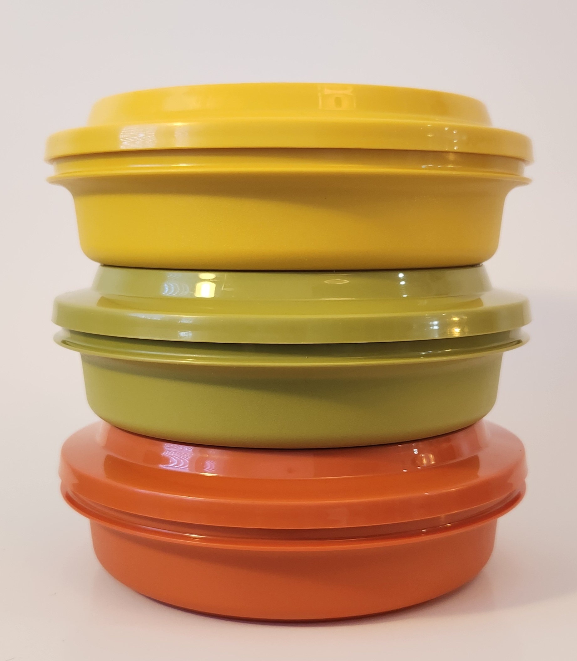 Tupperware Legacy Pinch Bowls 1-3/4 Cups ~ Soup Snacks ~ Guava Coral Color  New