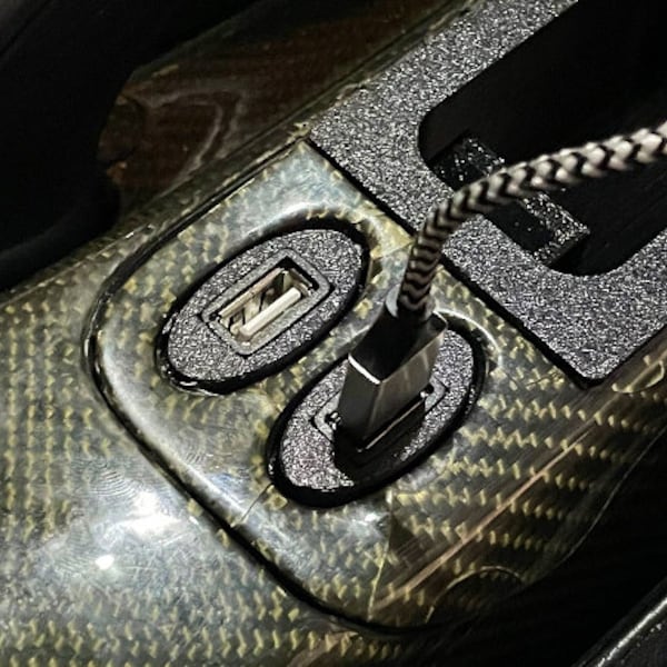 Wymiana przycisków konsoli Porsche 911 / Boxster – z USB lub bez