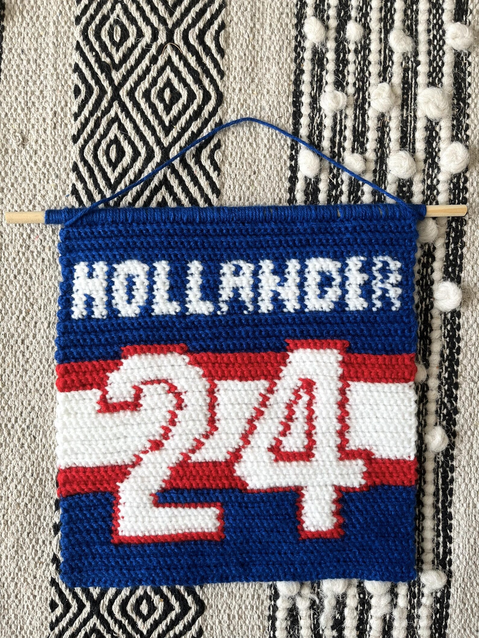 Shane Hollander Heated Rivalry #24 Crochet Tapestry Pattern - Etsy