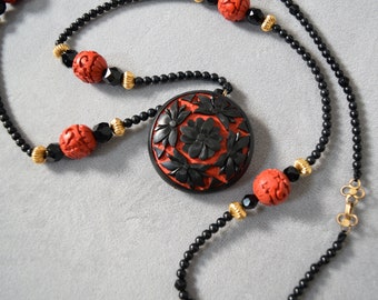 1970s Vintage Carved Black and Red Chinese Cinnabar Necklace