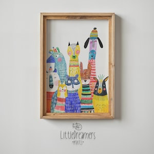 Arte de parede colorida para quarto de bebê com animais divertidos de chapéu, pôster para imprimir, decoração para quarto infantil, presente para chá de bebê