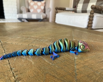 3d Printed Chameleon - Lifelike - Articulated - Fun to Play With - Decoration - Silky Colors