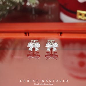 S925 Sterling Silber Bogen Ohrstecker – Schlichter und eleganter Schmuck für Damen