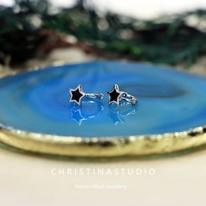 S925 Sterling Silver Resin Black Five-Pointed Star Ear Cuffs Simple Fashion Earrings for Women Chic Minimalist Jewelry