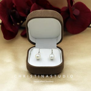 Sterling Silver Pearl  Earrings for Women, Elegant Wedding 8-10mm White Freshwater Pearl teardrop Earrings for Girls