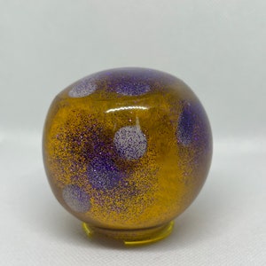 2 - 2 1/2&quot; Yellow Die and Purple Metal Flake Shifter Knob or Sphere