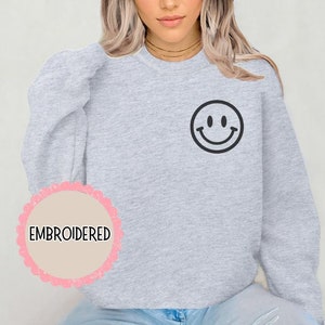 Smiley Sweatshirt, Embroidered Sweatshirt, Embroidered Gifts for her, Happy Face Crewneck Sweatshirts, Smile embroidery sweater, Smiley Gift