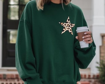 Cheetah Star Sweatshirt, Trendy Star Shirts, Star Sweater, Leopard Print Star Crewneck Sweatshirt, Trendy Star Oversized Fit Grunge Star Top