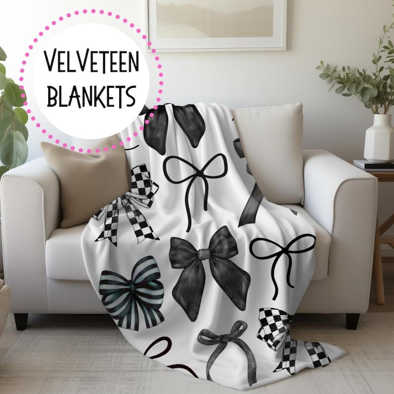 Coquette Blanket | Black Bow Velveteen Plush Blanket | Coquette Aesthetic Room Decor | Cute Throw Blanket | Xmas and Birthday Gift for her
