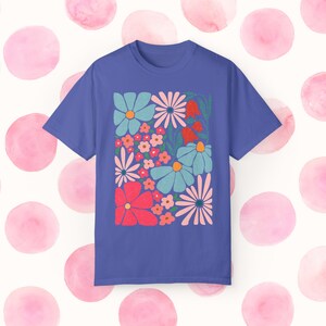 Retro Flowers Shirt | Groovy Floral Tee | Retro Floral Tee | Colorful Flowers Tee | Flowers Shirt | Wildflowers Shirt | Abstract Flowers Tee Bild 7