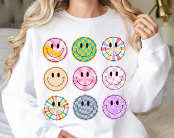 Smiley Sweatshirt | Retro Smiley Sweatshirt Checkered Graphic Crewneck Trendy Happy Face Sweatshirt | Cute Smile Face Sweater |Birthday Gift