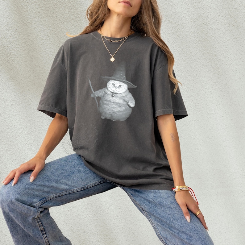 Wizard Kitten Vintage Shirt, Chonk Cat, Witch Cat Halloween Shirt, Halloween Cat Shirt, Funny Meme Cringe Shirt, Spooky Cat Shirt