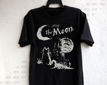 The Moon Tarot Cat T-shirt, goth tee, tarot shirt, witchy Gifts, Cat Lover gift, witch tshirt, emo shirt, punk horror Halloween tee