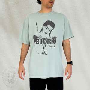 Bjork shirt,  Björk tshirt, Japanese tour t-shirt, radiohead tshirt,

y2k band tees,

arca t-shirt,

sigur ros shirt,

Sigur Rós shirt,

bjork tee,

bjork t-shirt,

Björk tee,

Björk shirt,

kate bush shirt,

mitski t-shirt,

portishead tshirt,

PJ harvey t-shirt