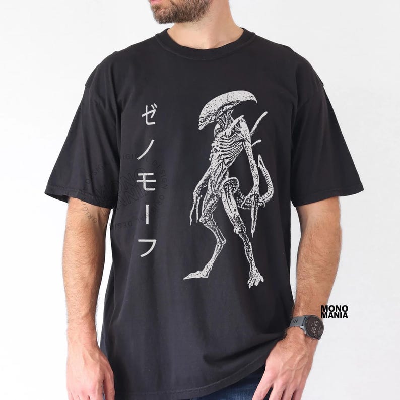 Vintage Alien T-shirt, Retro Japanese Alien Xenomorph Graphic Tee, Cool ...