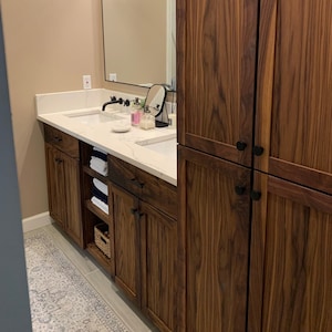 DIY Linen Cabinet Build Plans - Beginner Friendly