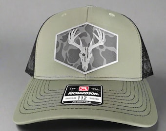 Richardson 112 Euro Mount Buck Deer/American Flag Black Camo Patch Hat