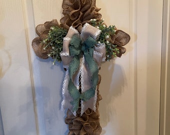 Burlap cross with flowers