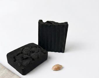 Black Apothecary – Activated Charcoal Goat Milk Soap with Grapefruit, Lemongrass & Rosemary