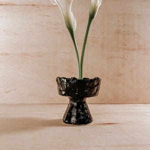 Ikebana-plantenbak met kenzan – handgemaakte keramische bloemstukkom voor Japans minimalistisch decor