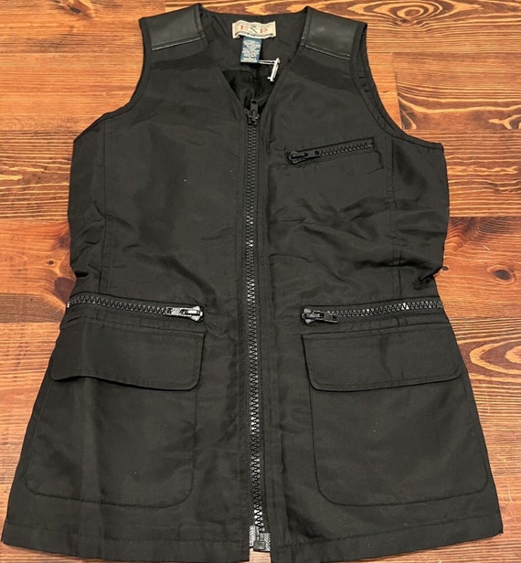 Vintage Women's EXPRESS Black Vest Full Zip