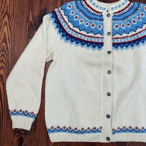 Vintage Husfliden Norwegian Sweater Hand Knit Lillehammer Norway 