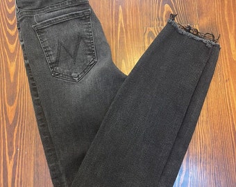 Mother Denim High Waisted Looker Ankle Fray in Black - Sz 26