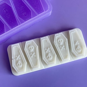 Coffin Wax Mold Melt Snap Bar Silicone Mould, 3D Master Mold, Make Your Own Scented Wax Melts, Skull Mold Design, Halloween Spooky Handmade