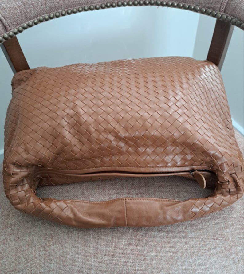 Woven leather hobo bag/women large capacity bag/handmade women bag/everyday bag/women leather handbag/shoulder bag/ zdjęcie 4