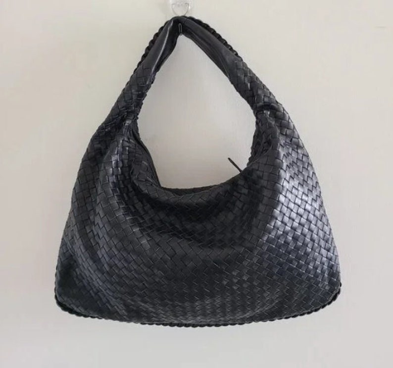 Woven leather hobo bag/women large capacity bag/handmade women bag/everyday bag/women leather handbag/shoulder bag/ Czarny