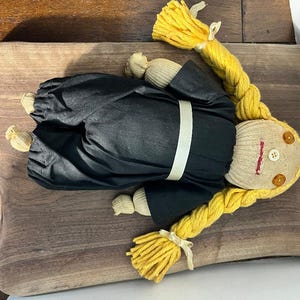 Handmade Rag Doll Distressed Vintage Style Folk Art Doll with Yarn Hair Braids – Primitive Farmhouse Decor – Collectible Gift - Sock Doll