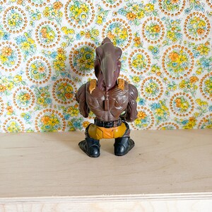 Figurine Street Shark Vintage - Collection - Occasion
